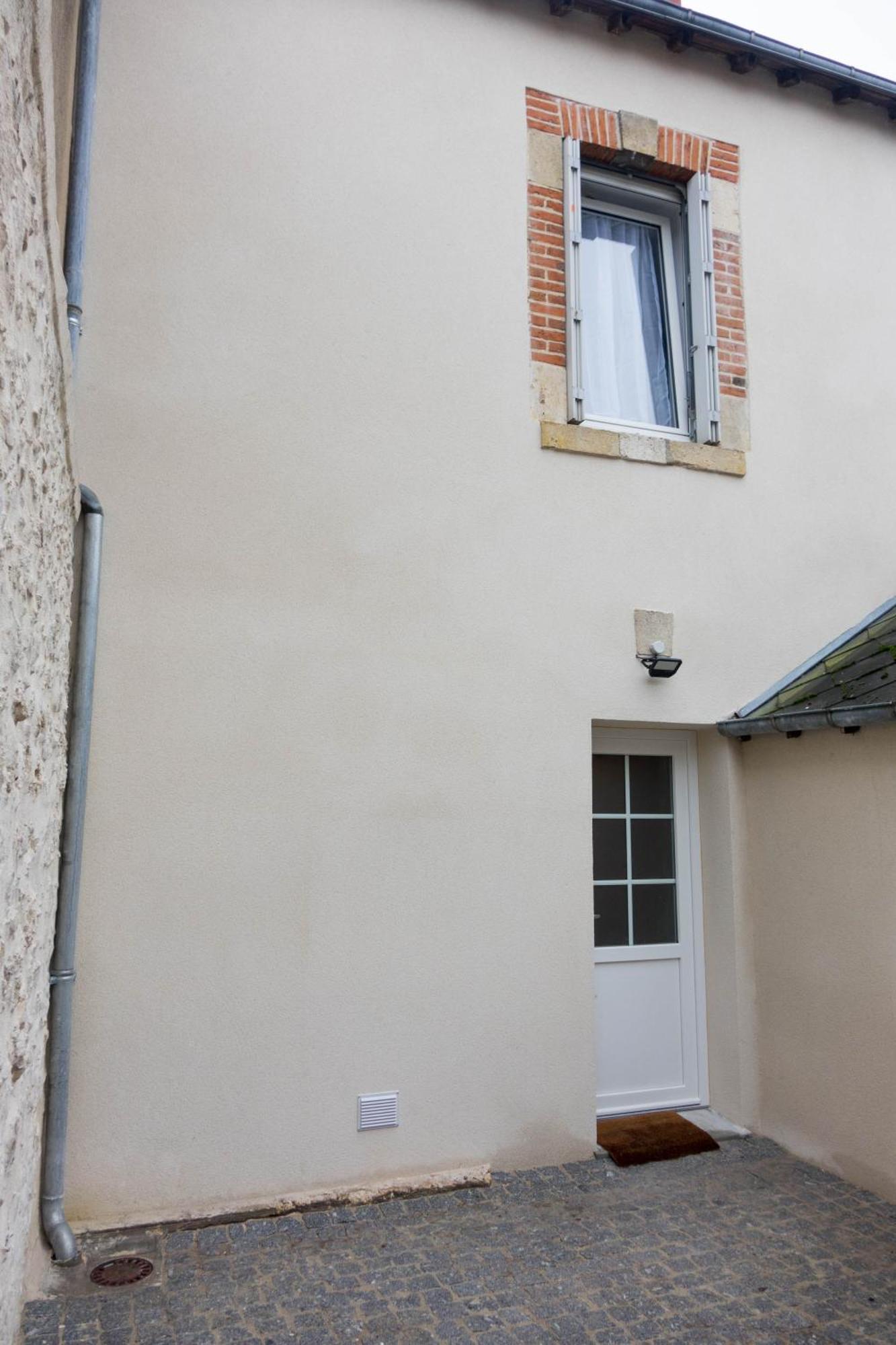Beau Quartier Et Central, Maison Spacieuse Avec Cour, 3 Chambres, 3 Salles De Bains A 10 Min A Pied De La Gare Orleans Bagian luar foto